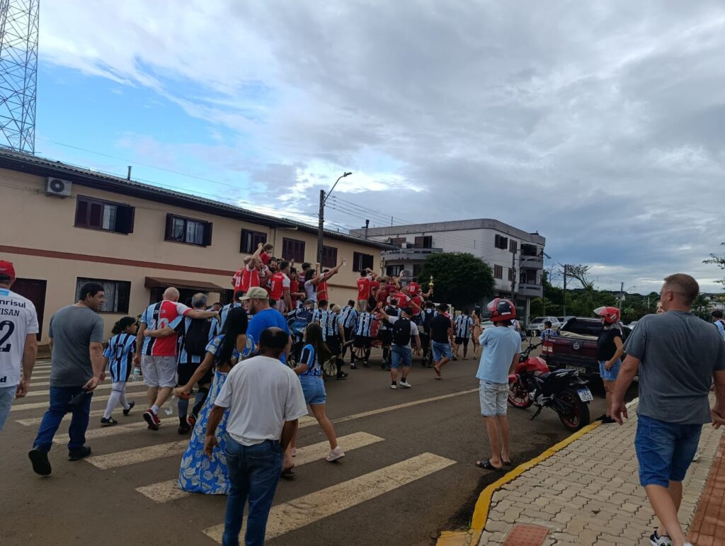 cc06f0cb c411 4020 b3cc 9cb40bf456f4