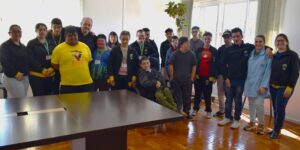 Visita APAE Ibiraiaras (2)