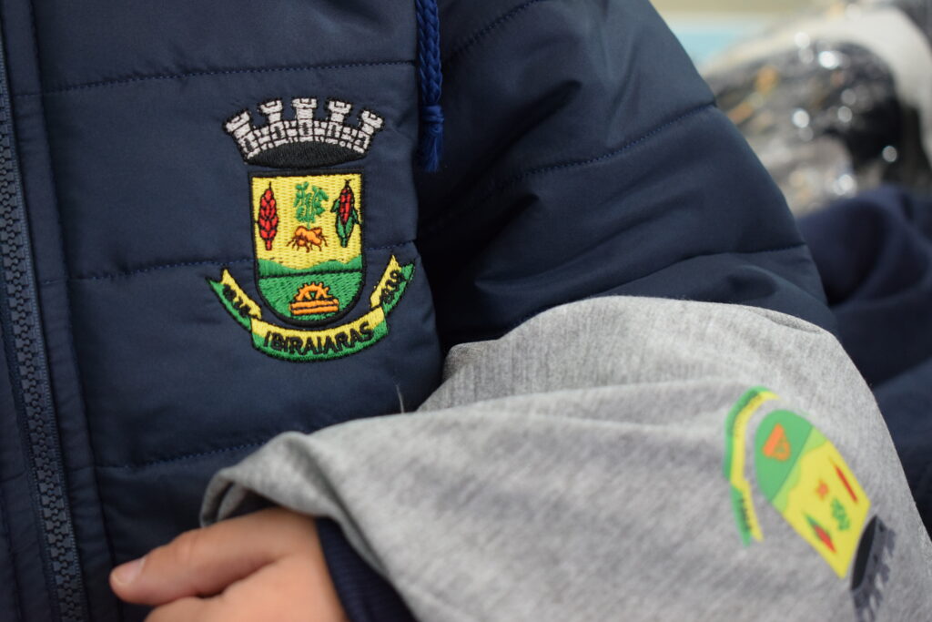 Uniformes Escolares (2)